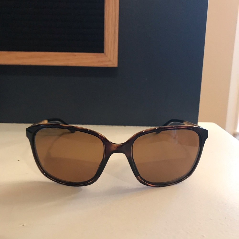 Oakley woman’s Game Changer sunglasses